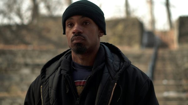 What's the Best Way to Style a Double-Breasted Coat for a Winter Work Look?